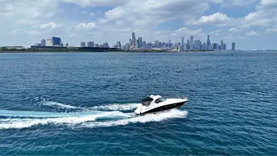2010 Sea Ray Sundancer 390