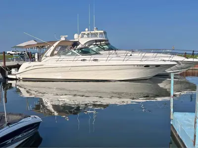 2000 SeaRay 410 Express CRUISER w/diesels