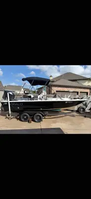 Robalo Bay Boat