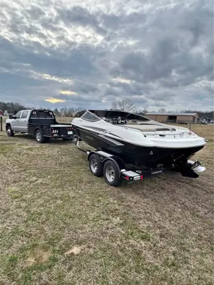 2022 Stingray 198 LX