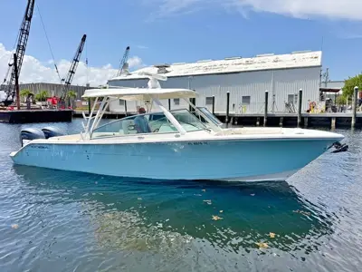 2021 Cobia 330DC