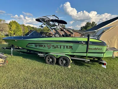 2013 Malibu 24 MXZ