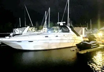 1995 Sea Ray Sundancer 330 Great Condition. Best price of season is now!