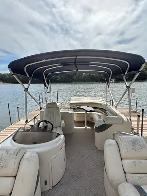 2005 Bennington 25RLX Pontoon Boat