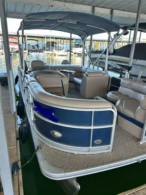 2013 South Bay 522FCR