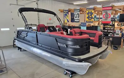 2026 Godfrey AquaPatio 235 DFLC 27" iMPACT Center Tube Package | OWNER'S DEMO