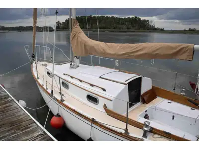 26' Cape Dory 26