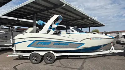 🚤 2023 MB B52 ALPHA 23’ | PURCHASED NEW 2024 | 215 HOURS | TRANSFERABLE FACTORY WARRANTY | LOADED