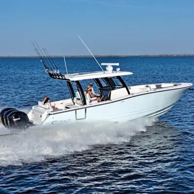 2025 Robalo R360