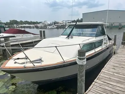 1975 Slickcraft 28 Express