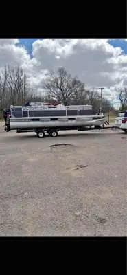 2005 Boat beach craft