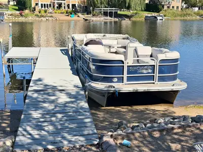 2019 G3 Boats V322 Suncatcher suncatcher x22. 🚤