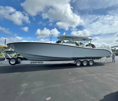 2023 Yellowfin 42 Offshore | Triple Mercury V12 600s | Low Hours |