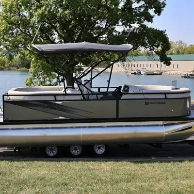 2027 Dockside by South Bay 22 DQ 2.75 TRITOON