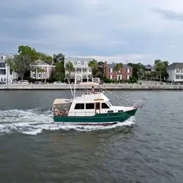 1983 Island Gypsy 32 europa sedan trawler