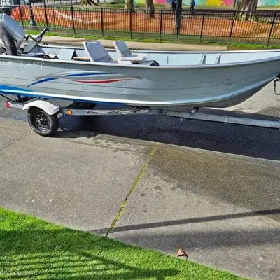 2008 Smokercraft alaskan 15