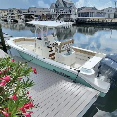 2020 Nautic star 2500xs