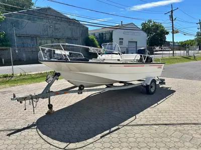 2006 Boston Whaler 170 Montauk