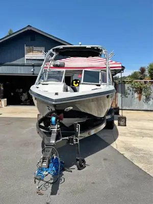 2006 Moomba outback v