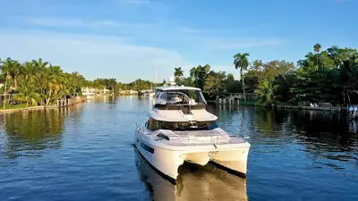 2020 Aquila 44