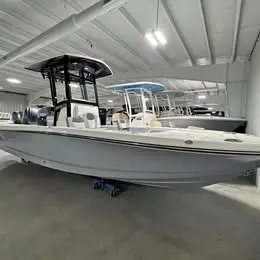 2027 Robalo 246 Cayman