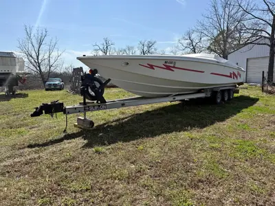 1980 futura 33ft boat