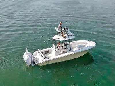 2020 Yellowfin 26 Hybrid