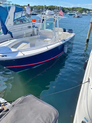 2004 Regulator 26FS — Stunning Awlgrip Refinish & Modern Electronics — Repower Opportunity