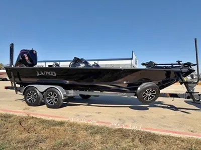 2026 Lund | 2075 ProV Bass | Texas Edition Beast