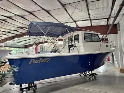 2026 Parker 257 Explorer