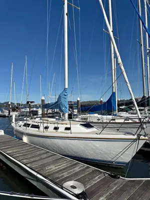 1988 Catalina 34' sailboat standard rig