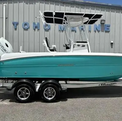 2027 Stingray Boats 22 CC
