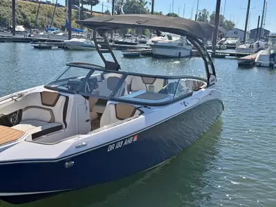 2021 Yamaha 252SD