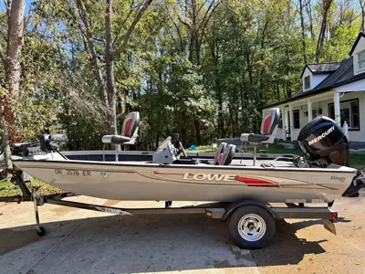 2009 Lowe stinger 175 - 50 hp mercury