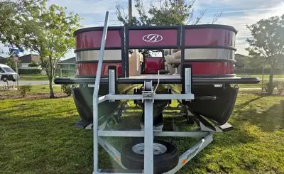 2026 Bentley Pontoons Fish 203
