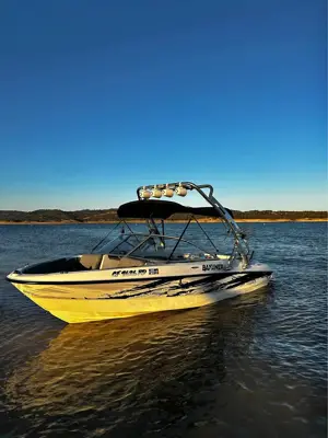 2005 Bayliner 185