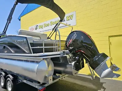 2026 Lowe Boats SS23DV TL