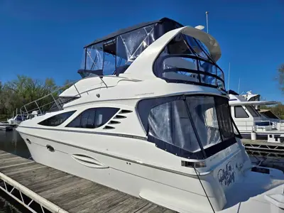 2006 Silverton 38 Sport Bridge Boat