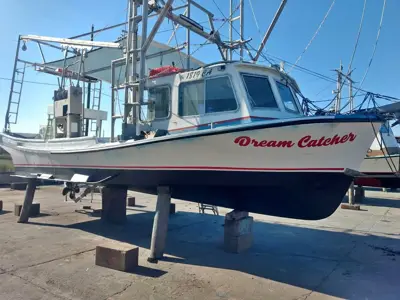 32ft x12ft homemade Jefferson deck over shrimping vessel full rigged and ready to go. Many many extr