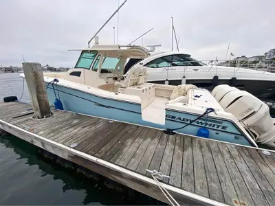 2016 Grady White 376 Canyon
