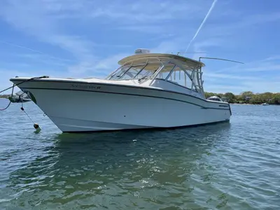 2017 Grady White 335 Freedom