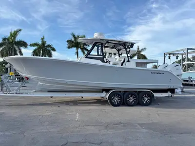 2027 Cobia 305cc