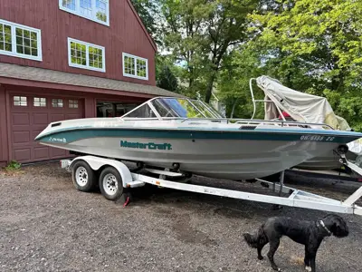 1989 Mastercraft Tristar 220 ski and wakeboard no