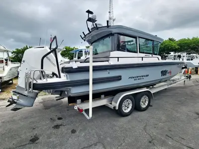2021 Axopar 28 CCX