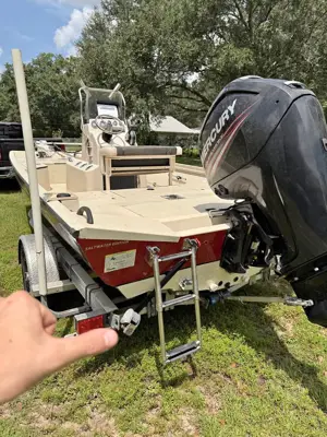 2017 Lowe Bay Saltwater Edition