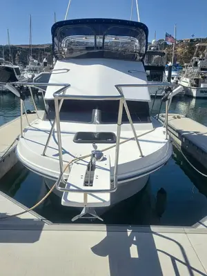 2011 Skipjack 262 Flybridge