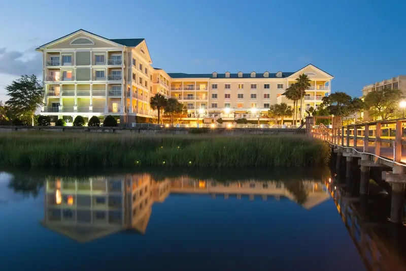 Marriott Courtyard Charleston Waterfront