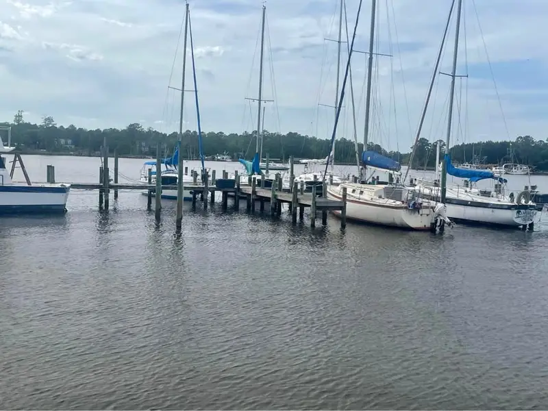 boat wet slip