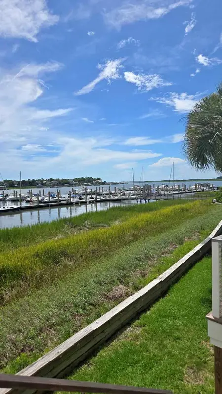 Boat slip for rent Folly Beach SC near Charleston