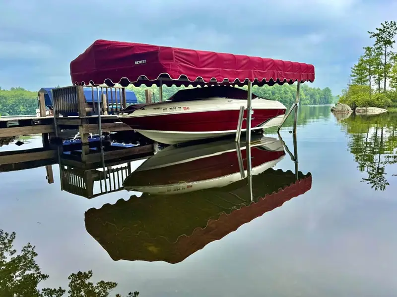 Boat lift dock space for rent